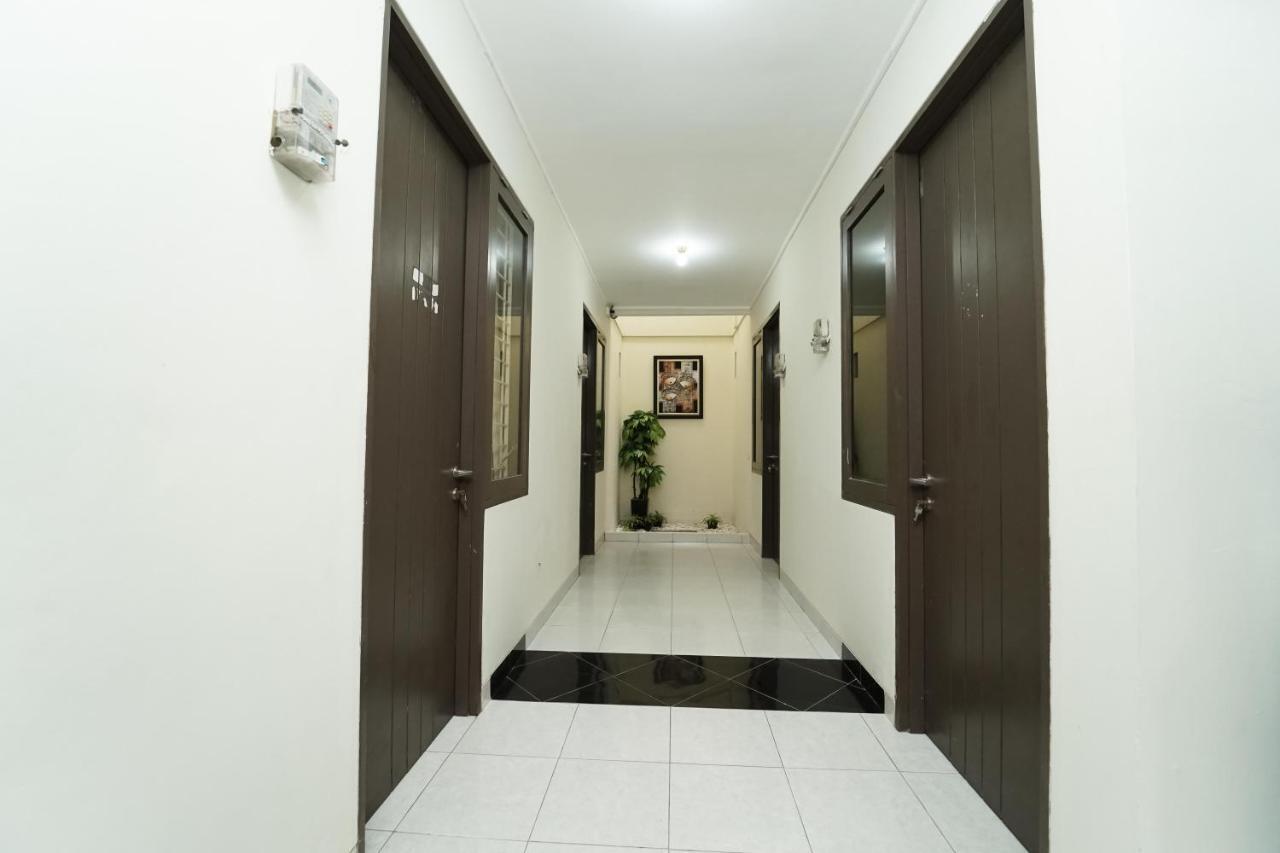 Koolkost Near Universitas Prasetiya Mulya Pagedangan Екстер'єр фото