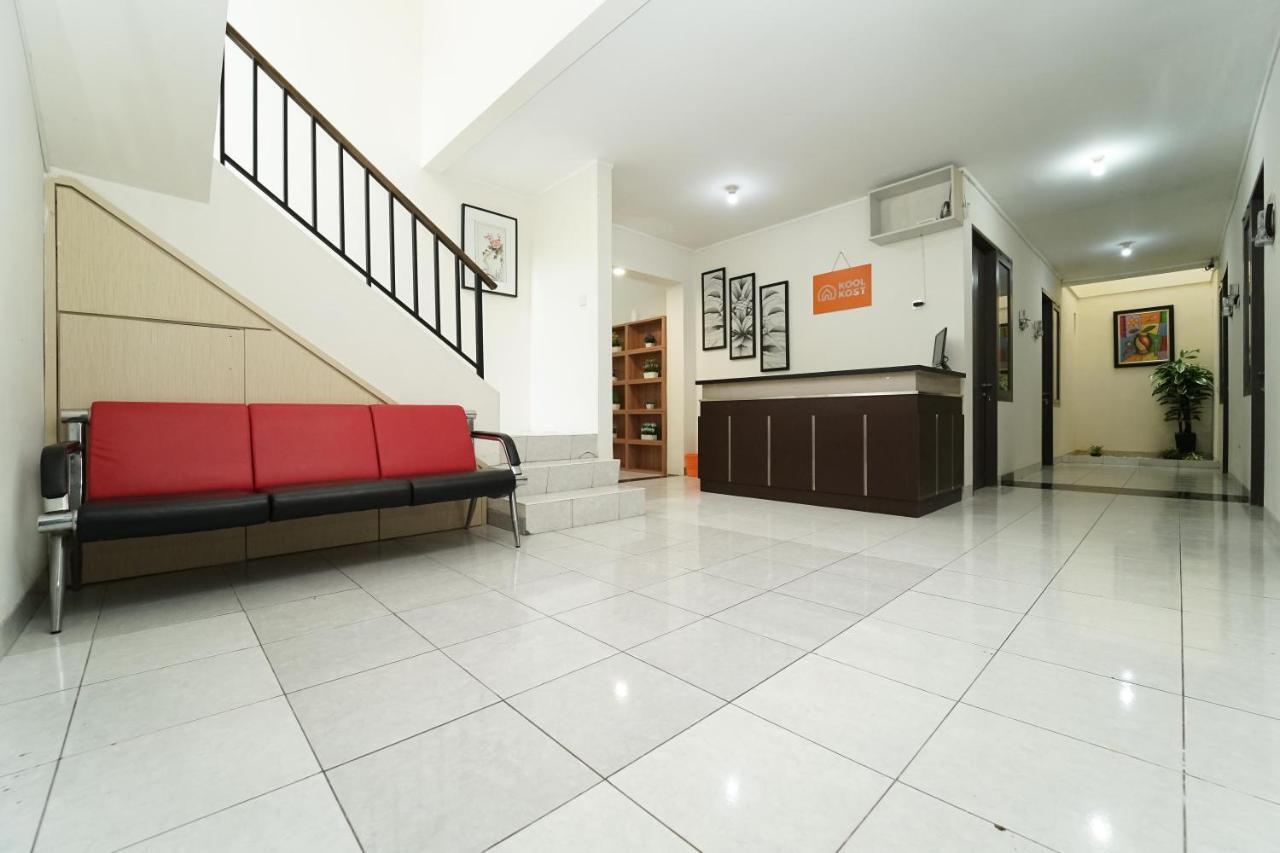 Koolkost Near Universitas Prasetiya Mulya Pagedangan Екстер'єр фото
